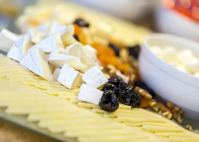 布达佩斯中心鲁姆拜酒店 3*