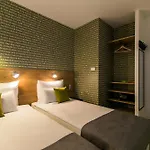 Roombach Center 3* Budapest