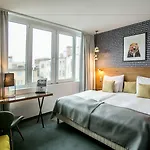 Hotel Roombach Center 3*