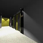 Roombach Center Hotel