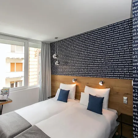 Roombach Center Hotel 3*