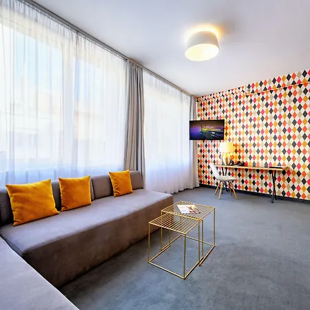 Hotel Roombach Center