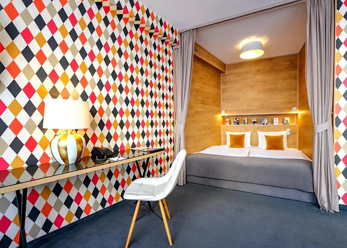 Roombach Center Hotel