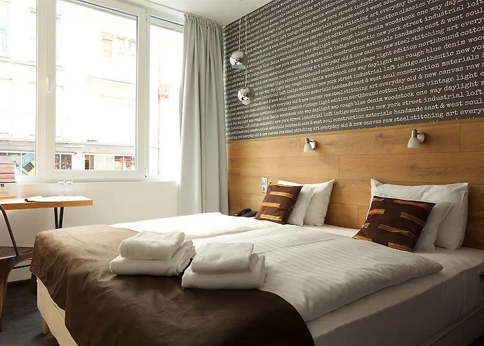 Roombach Center Budapest