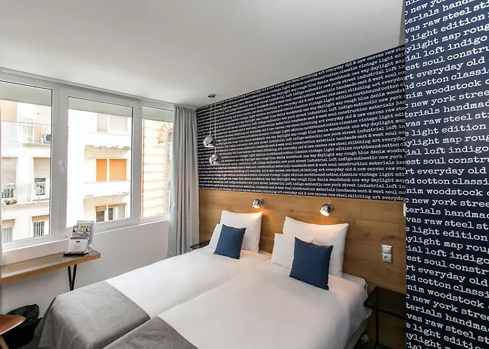 Roombach Center Hotel 3*