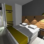 Roombach Center Hotel 3*
